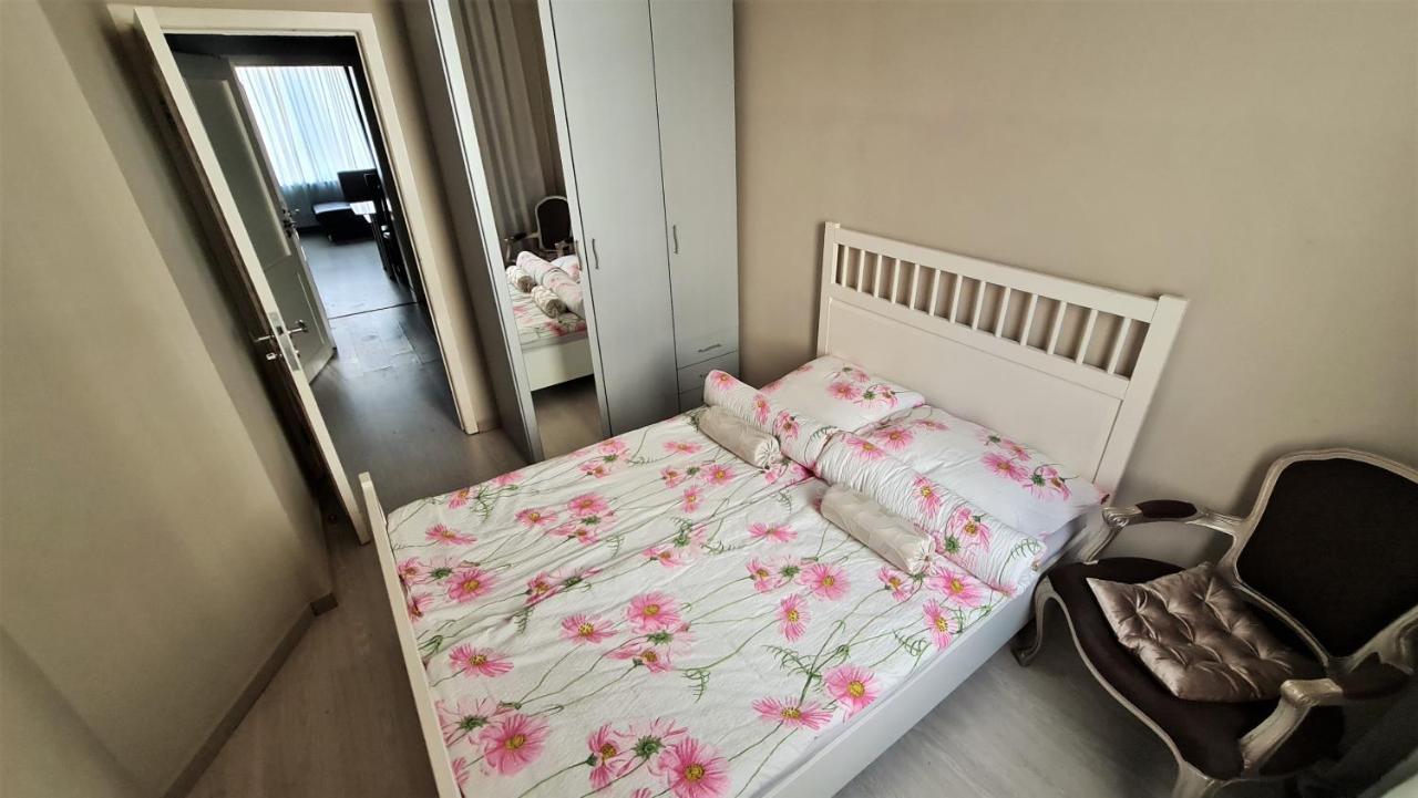 Classy Apartment At European Quarter Brussels Exterior photo